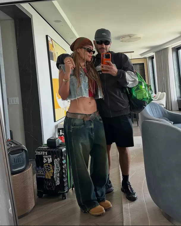 Karol G y Feid volvieron a seguirse en Instagram y sus seguidores comentaron otros detalles/Fotos: IG@karolg