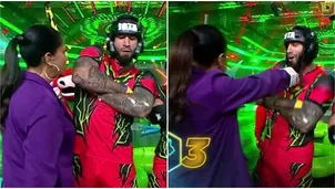 Katia Palma corre a cuadrar a Jota tras triunfo y lo sorprende con tremendo “empujón” / AméricaTV