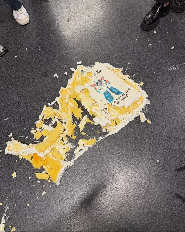 Katy Perry lanza pastel hecha por un fan y es crticada/ Instagram Katy Perry lanza pastel hecha por un fan y es crticada/ Instagram