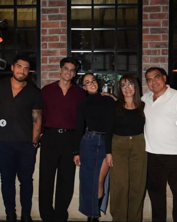 Luego de las especulaciones sobre un supuesto distanciamiento tras el viral baile de Onelia Molina con Diego Lugano, Kevin Díaz reapareció junto a la odontóloga durante una reunión familiar para celebrar el cumpleaños de su madre. Foto: @oneliamolina_