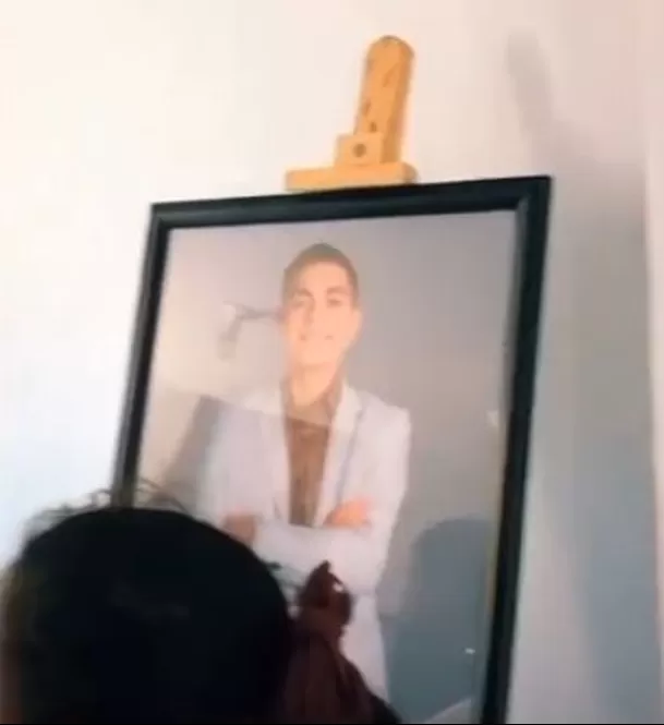 Familiares, amigos y seguidores de Kevin Pedraza se reunieron para darle el adiós al cantante / IG Jhanina Tocto