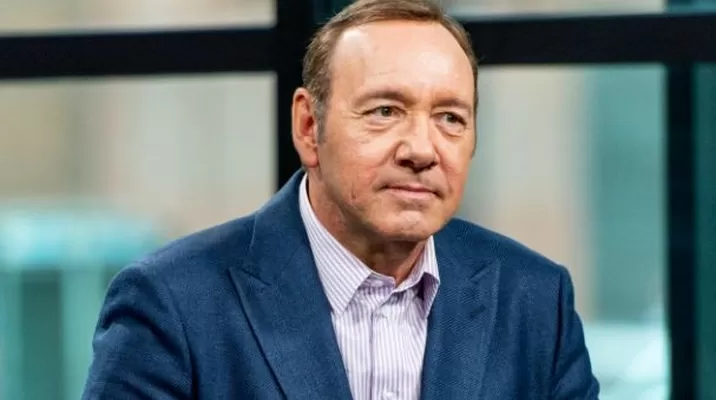 Autoridades retiraron los cargos contra el actor estadounidense Kevin Spacey, acusado de agresión indecente y sexual. Foto: El País Autoridades retiraron los cargos contra el actor estadounidense Kevin Spacey, acusado de agresión indecente y sexual. Foto: El País