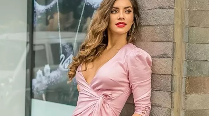 Korina Rivadeneira tiene cinco meses de embarazo Korina Rivadeneira tiene cinco meses de embarazo
