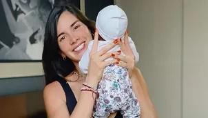 La actriz venezolana aparece muy feliz junto a su madre y hermana