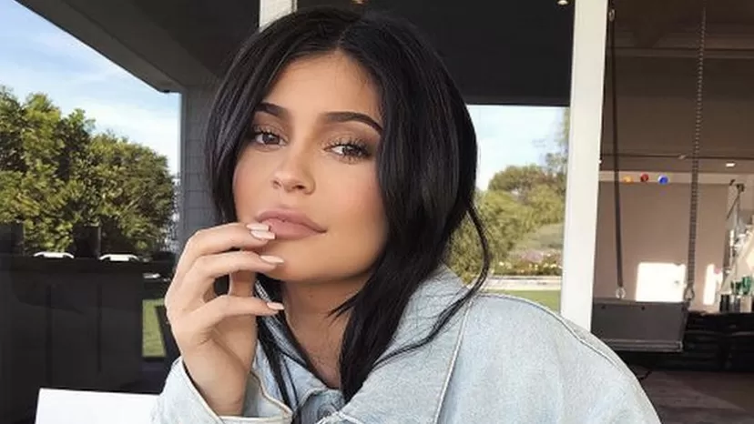 Kylie Jenner lució cuerpazo a un mes de dar a luz