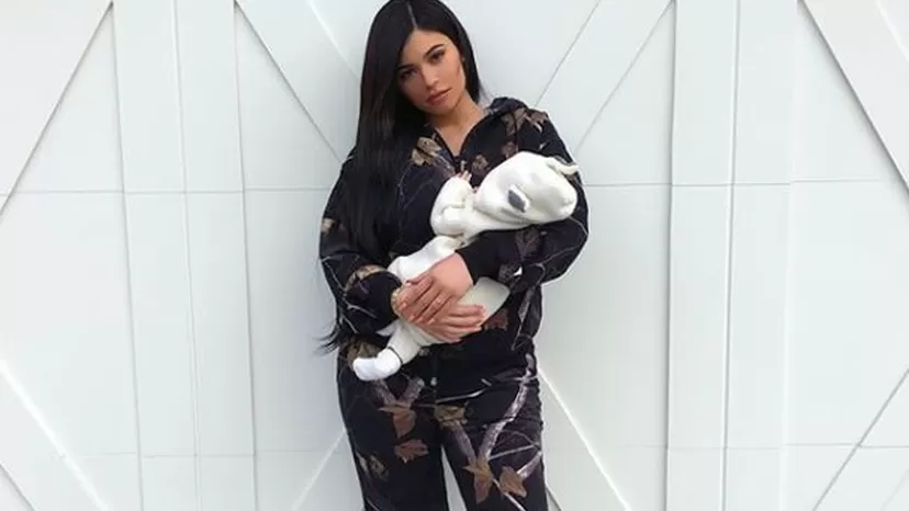 Kylie Jenner publicó la primera imagen del rostro de su hija Stormi