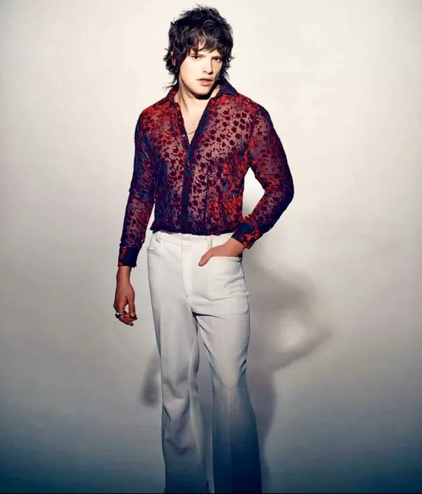 El cantante inició su nueva era con 'Malcriado' anunciando disco VIP. Foto: Difusión 