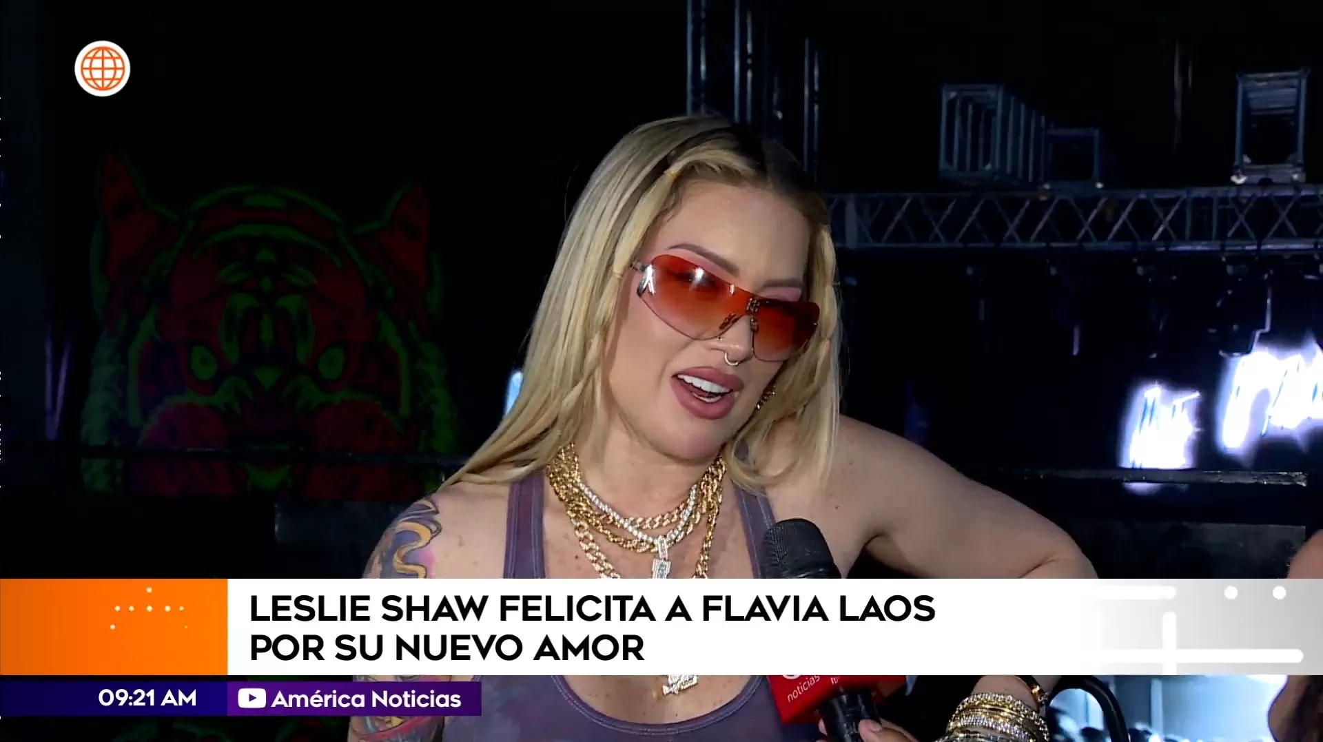Leslie Shaw felicitó a Flavia Laos por romance con cirujano / América Espectáculos Leslie Shaw felicitó a Flavia Laos por romance con cirujano / América Espectáculos