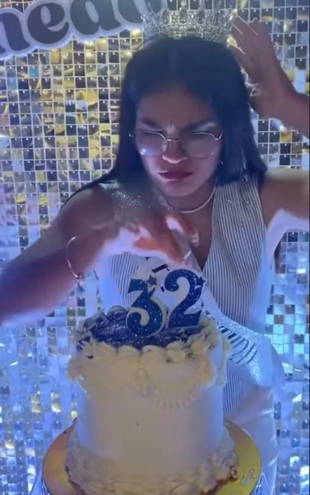 Tania Pinedo, la novia de Lis Padilla, cumplió 32 años en noviembre de 2025 / Captura