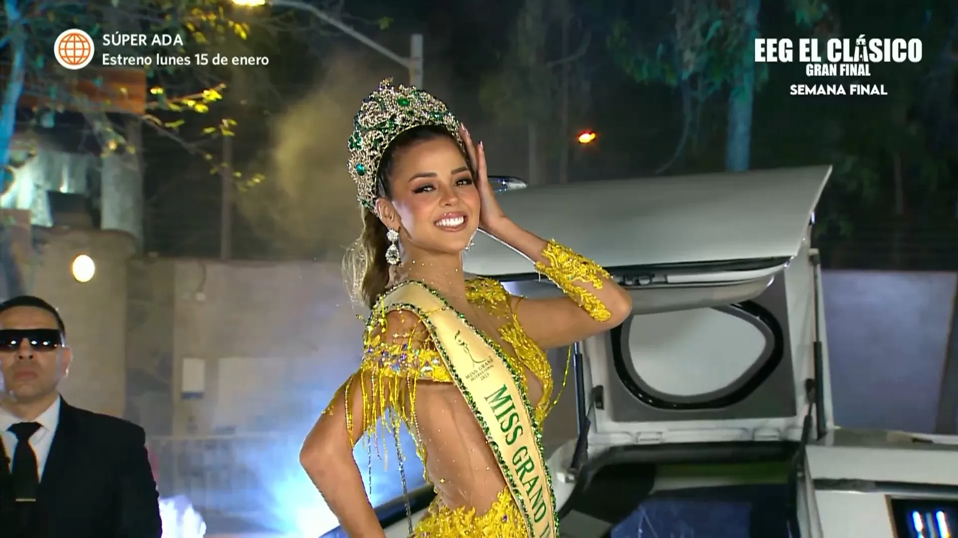 Luciana Fuster llevó corona del Miss Grand International 2023 a Esto es Guerra. Fuente: AméricaTV Luciana Fuster llevó corona del Miss Grand International 2023 a Esto es Guerra. Fuente: AméricaTV