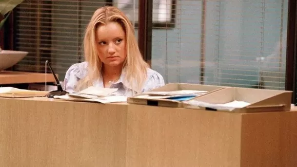 Lucy Davis, actriz de ‘The Office’, reveló que tiene cáncer de mama en etapa 4 e incurable. La enfermedad se extendió a sus huesos y pidió no ser tratada como una enferma. Foto: BBC