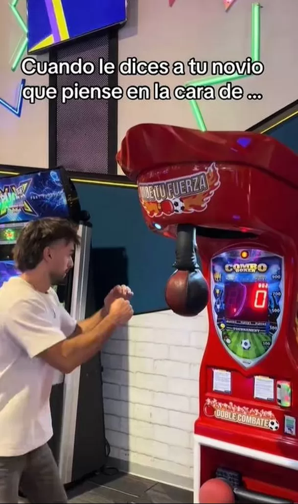 Juan Ichazo es expareja de Johana Cubillas, con quien tuvo dos hijos. Foto: TikTok