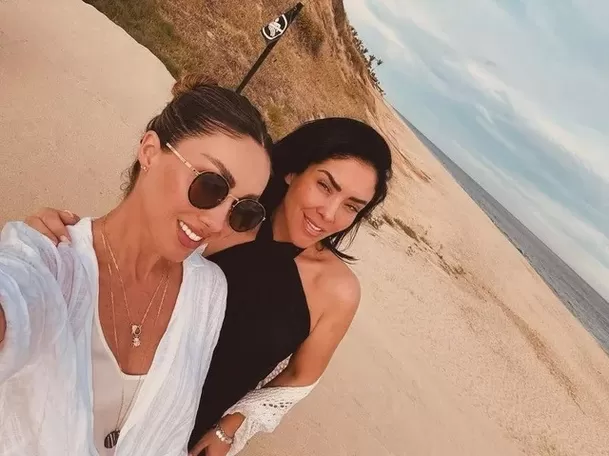 Marichelo Puente junto a su hermana Anahí / Instagram