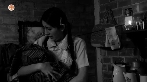 La partera recibió en brazos a Marcela y la secuestró. Fuente: AméricaTV