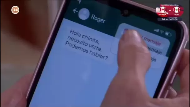 Todo transcurría con normalidad en la mesa cuando Marcela revisó su celular y encontró un mensaje de Roger/ América TV Todo transcurría con normalidad en la mesa cuando Marcela revisó su celular y encontró un mensaje de Roger/ América TV