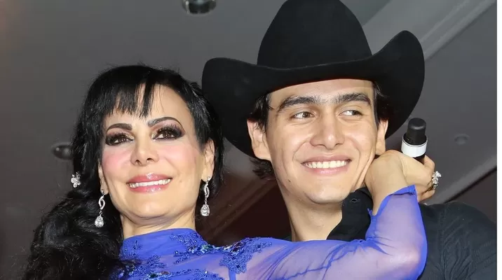Reporteros confirmaron ofrecimiento de fotos y videos del cuerpo de Julián Figueroa. Foto: Instagram/Maribel Guardia Reporteros confirmaron ofrecimiento de fotos y videos del cuerpo de Julián Figueroa. Foto: Instagram/Maribel Guardia