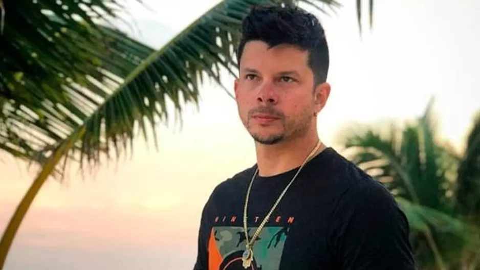 Mario Hart exige la renuncia de Pedro Castillo y pide unión entre influencers.