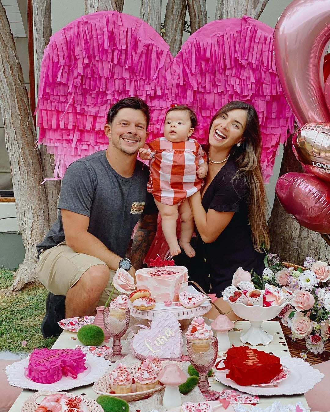 Mario Hart y Korina Rivadeneira: La tierna celebración de los cinco meses de Lara 