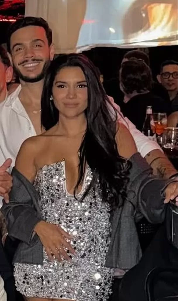Mario Irivarren se lució con Tabata Suárez en una discoteca de Miraflores el pasado fin de semana / IG: @marioirivarren