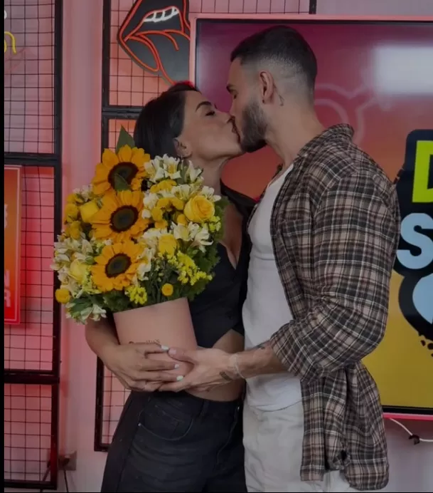 Mario Irivarren y Onelia Molina tras la emisión del podcast 'Doble Sentido'. Foto: Instagram