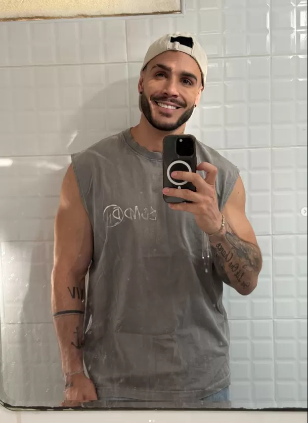 El excompetidor de 'Esto es guerra' regresó a las redes sociales tras admitir infidelidad a Onelia Molina. Foto: Instagram