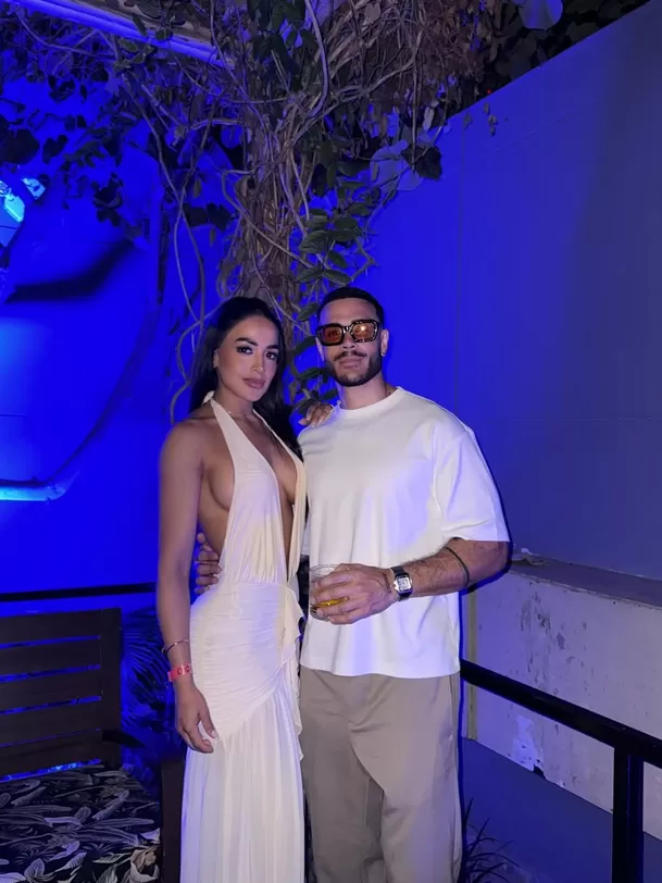 La pareja suele compartir diversos momentos de su convivencia y viajes a través de las redes sociales/ Instagram