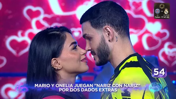 Mario y Onelia soltaron risas nerviosas durante ‘nariz con nariz'. Fuente: AméricaTV