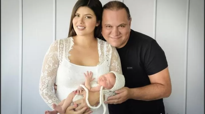 Mauricio Diez Canseco y Antonella De Groot publican las primeras fotos de su hijo Mauricio Diez Canseco y Antonella De Groot publican las primeras fotos de su hijo