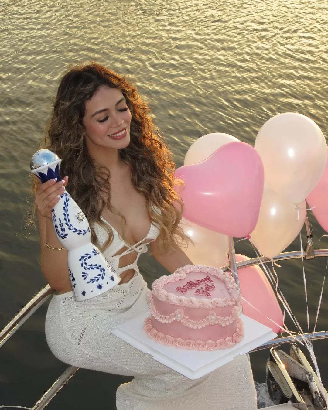 Mayra Goñi celebró su cumpleaños en una fiesta en yate / Instagram