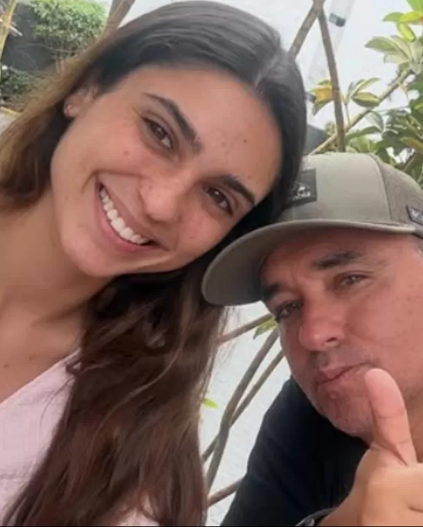Roberto Martínez gritó su orgullo por la hija de Melissa Loza. Foto: Instagram