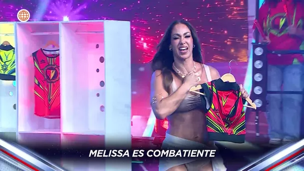 Melissa Loza celebró al pasar al equipo de los combatientes / AméricaTV Melissa Loza celebró al pasar al equipo de los combatientes / AméricaTV