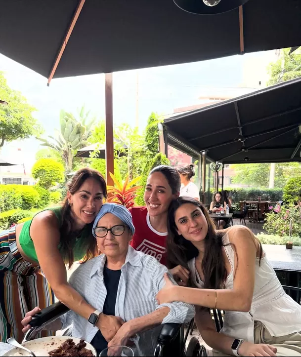 Melissa y Tepha Loza conmueven al lucirse junto a su mamá tras enfermedad / Instagram Melissa y Tepha Loza conmueven al lucirse junto a su mamá tras enfermedad / Instagram