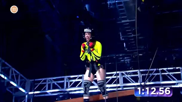 Melissa Loza rompió en llanto tras reto de altura y equilibrio. Fuente: AméricaTV