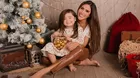 Melissa Paredes difunde sesión de fotos por Navidad con su hija Mía