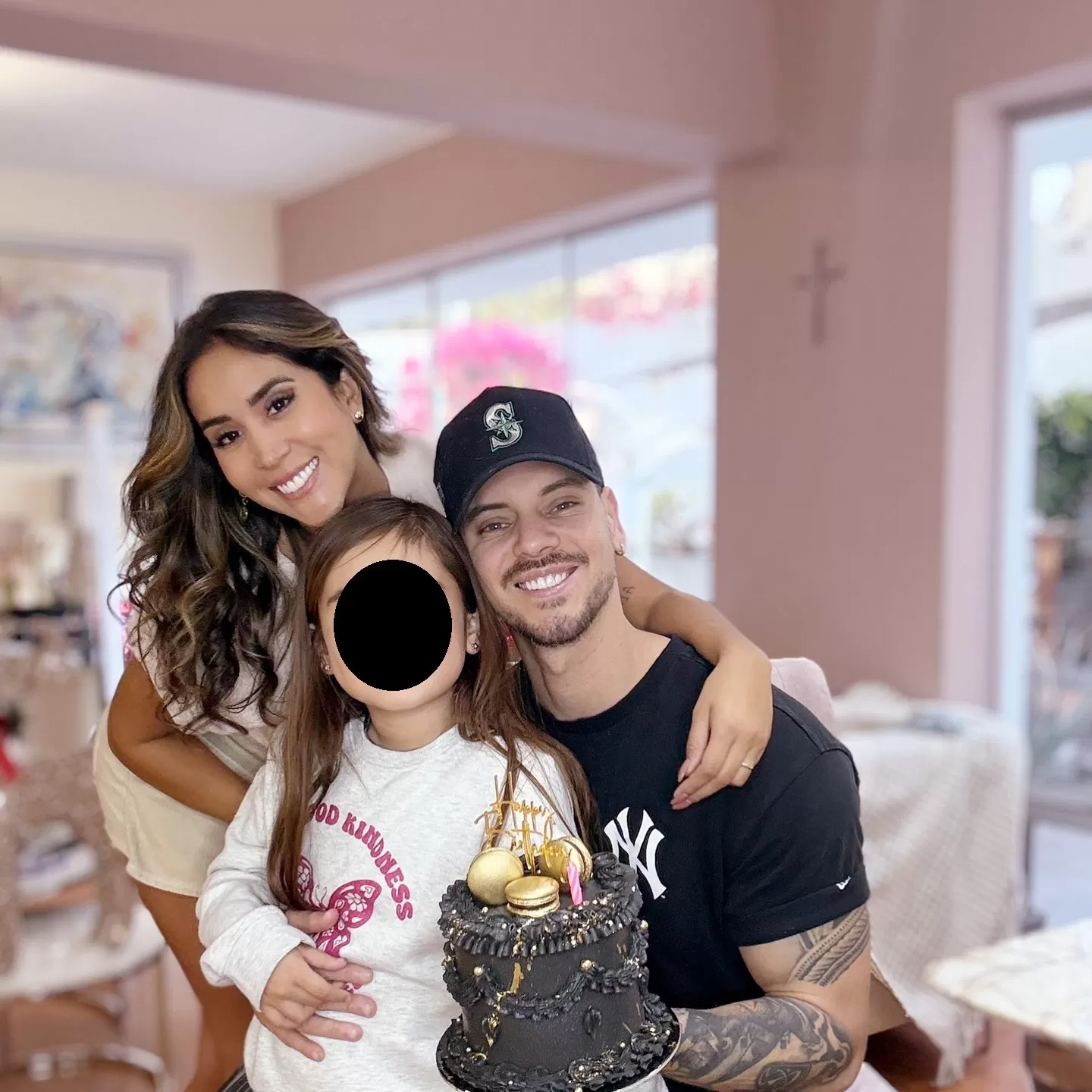 Melissa Paredes y su hija Mía Cubs sorprendieron a Anthony Aranda por su cumpleaños/Foto: Instagram