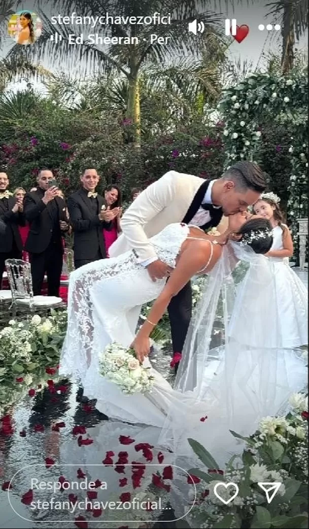 El primer beso de esposos de Melissa Paredes y Anthony Aranda/Foto: Instagram