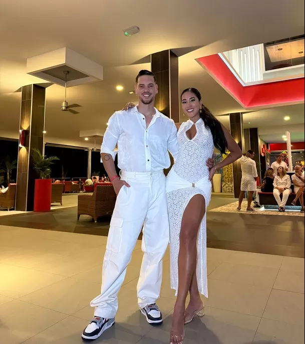 Melissa Paredes y Anthony Aranda recibieron el Año Nuevo en República Dominicana / Instagram Melissa Paredes y Anthony Aranda recibieron el Año Nuevo en República Dominicana / Instagram