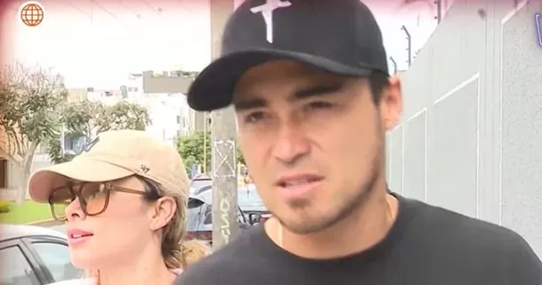 Rodrigo Cuba y Ale Venturo llegaron junto a votar / América Hoy Rodrigo Cuba y Ale Venturo llegaron junto a votar / América Hoy