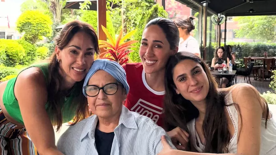 Melissa y Tepha Loza conmueven al lucirse junto a su mamá tras enfermedad / Instagram Melissa y Tepha Loza conmueven al lucirse junto a su mamá tras enfermedad / Instagram