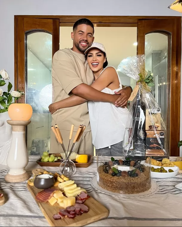 Michelle Soifer sorprendió a Gleysom Reñé por su cumpleaños / Instagram Michelle Soifer sorprendió a Gleysom Reñé por su cumpleaños / Instagram