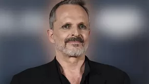 Miguel Bosé confesó que estuvo a punto de cometer el "error" de casarse con una mujer. Fuente: AFP