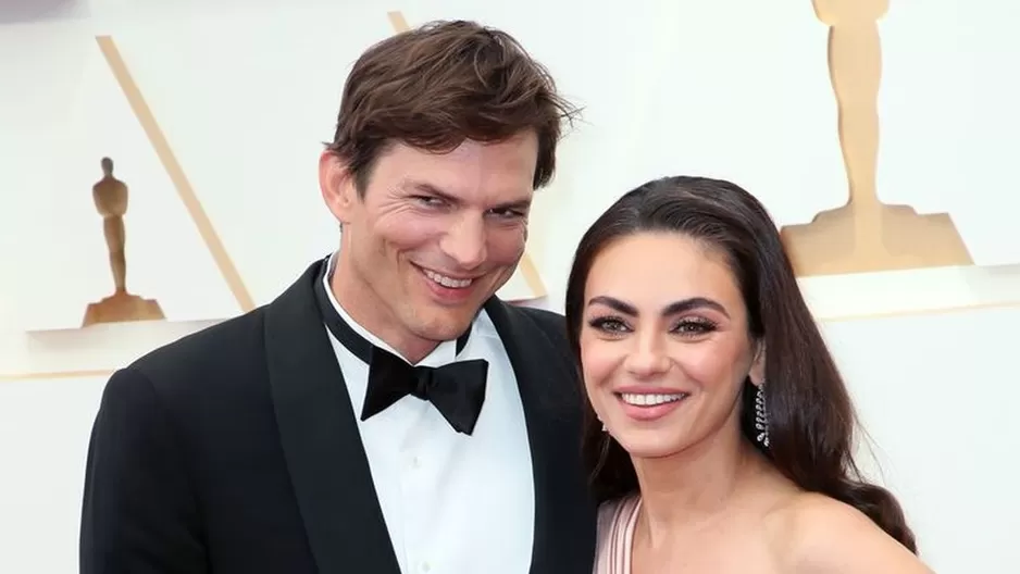 Ashton Kutcher y Mila Kunis / AFP