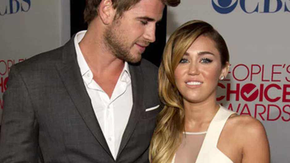 Miley Cyrus volvió a lucir anillo de compromiso de Liam Hemsworth