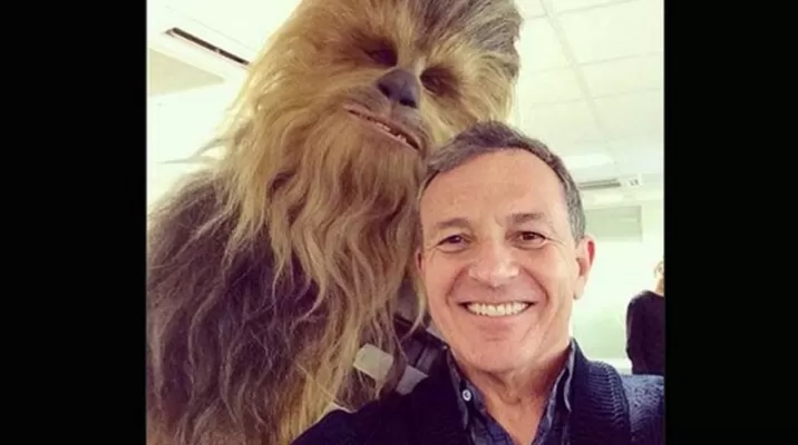 Mira el ‘selfie’ de Chewbacca en rodaje de ‘Star Wars Episodio VII’ Mira el ‘selfie’ de Chewbacca en rodaje de ‘Star Wars Episodio VII’