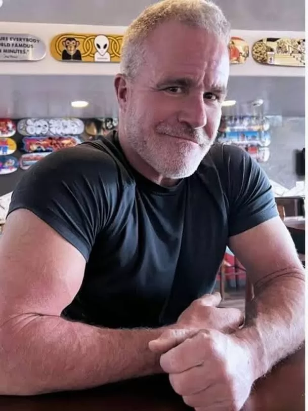 Dale Savage murió a los 62 años tras sufrir un derrame cerebral / FB: Dale Savage Dale Savage murió a los 62 años tras sufrir un derrame cerebral / FB: Dale Savage