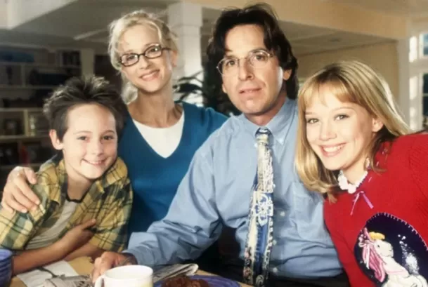 Robert ganó popularidad al interpretar a Sam McGuire, el padre de la protagonista de la serie ‘Lizzie McGuire’, protagonizada por Hilary Duff / Disney Robert ganó popularidad al interpretar a Sam McGuire, el padre de la protagonista de la serie ‘Lizzie McGuire’, protagonizada por Hilary Duff / Disney