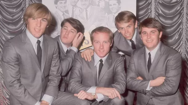 Dennis Wilson, Brian Wilson, Mike Love, Al Jardine y Carl Wilson / AFP