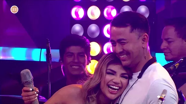 Naldy Saldaña protagonizó emotivo abrazo junto a su novio Hansel Bernuy / AméricaTV