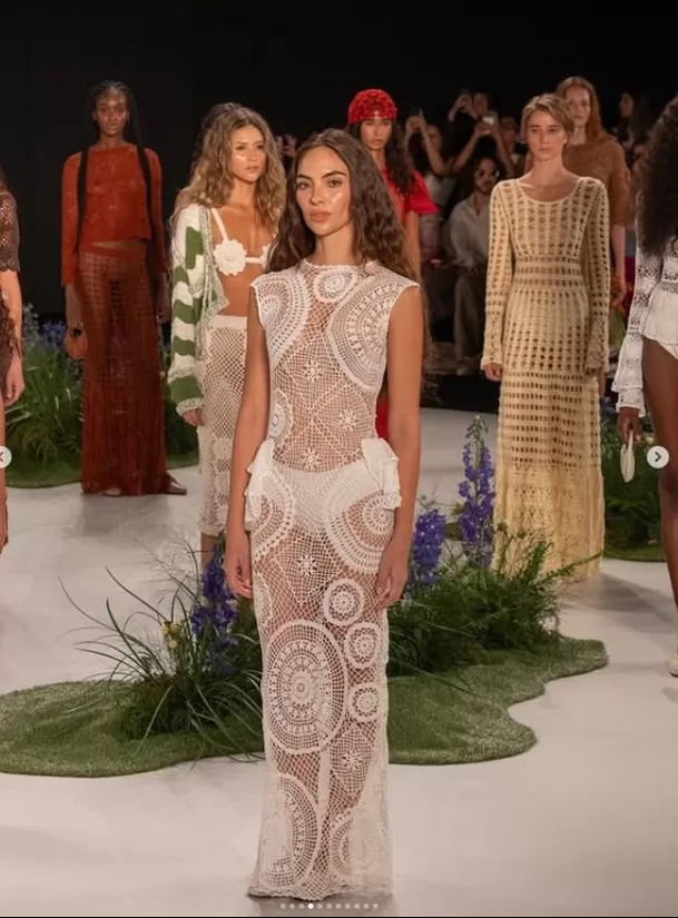 La conductora desfiló para la marca peruana Ayni y también formó parte del esperado show de Agua Bendita junto a Ryan Castro durante Colombia Moda 2026. Foto: IG @msperu La conductora desfiló para la marca peruana Ayni y también formó parte del esperado show de Agua Bendita junto a Ryan Castro durante Colombia Moda 2026. Foto: IG @msperu