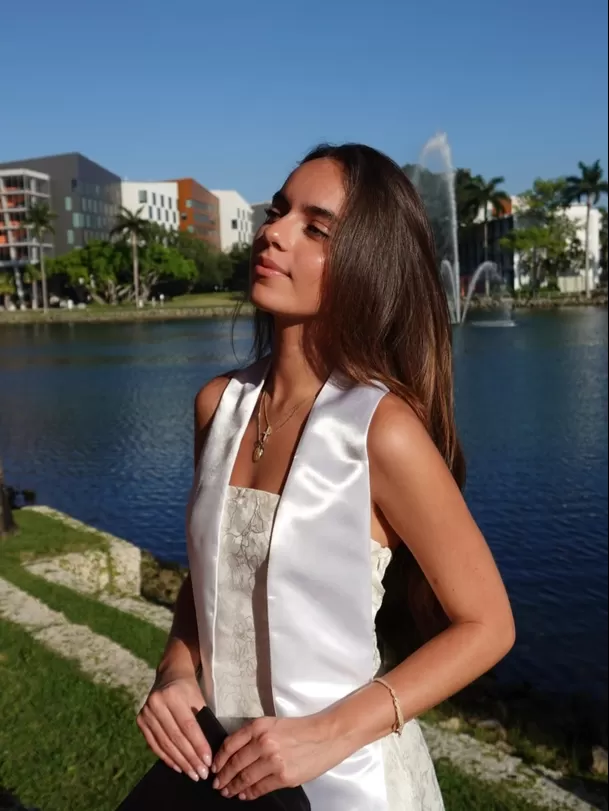 Hermana de Natalie Vértiz culminó sus estudios en Miami/ Foto: Instagram